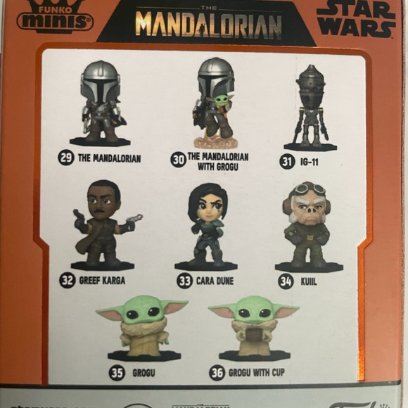 - Baby yoda mini funkopop collectible figures - Picture 4 of 4